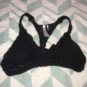 super cute black razor back bralette